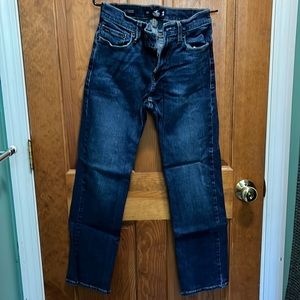 Hollister Men’s Classic Straight Jean (W28, L30)